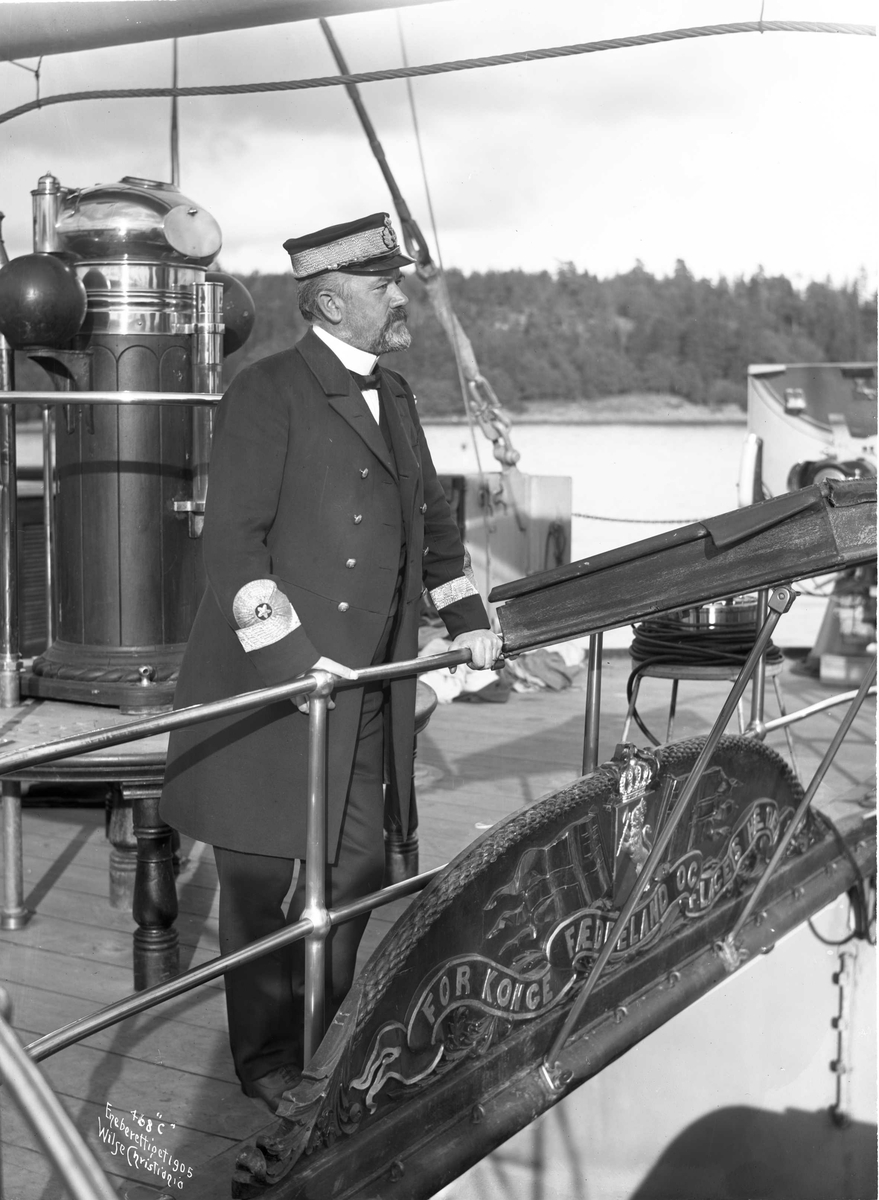 Anders Beer Wilse, Admiral Børresen