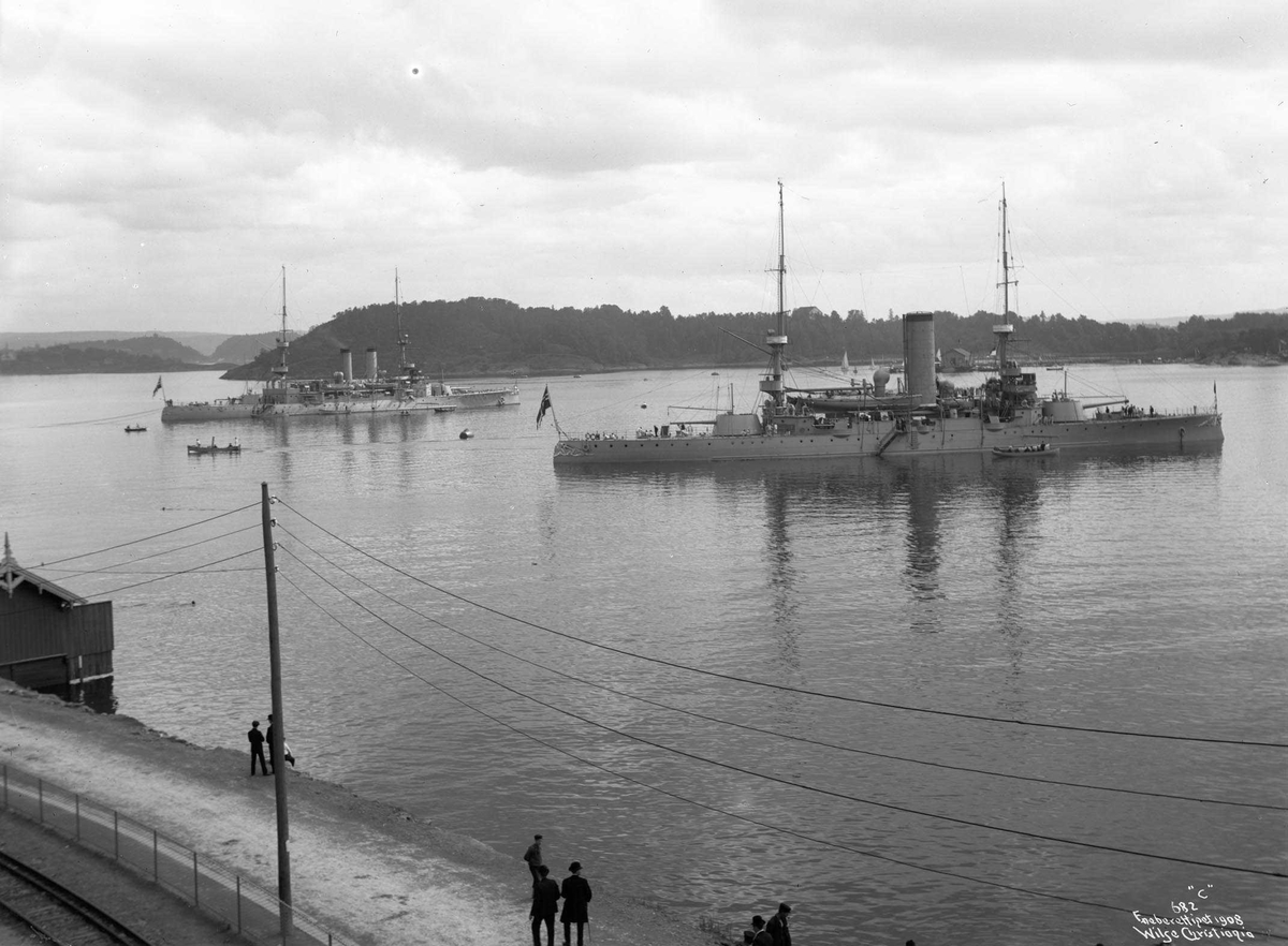 Anders Beer Wilse, Eidsvold (b. 1899, Armstrong, Newcastle) og Tordenskjold (b. 1897, Armstrong, Newcastle)
