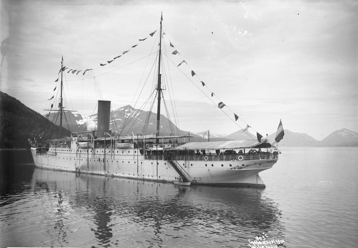 Anders Beer Wilse, Ile-de-France (b. 1882, J. Elder & Co., Glasgow), turistskip
