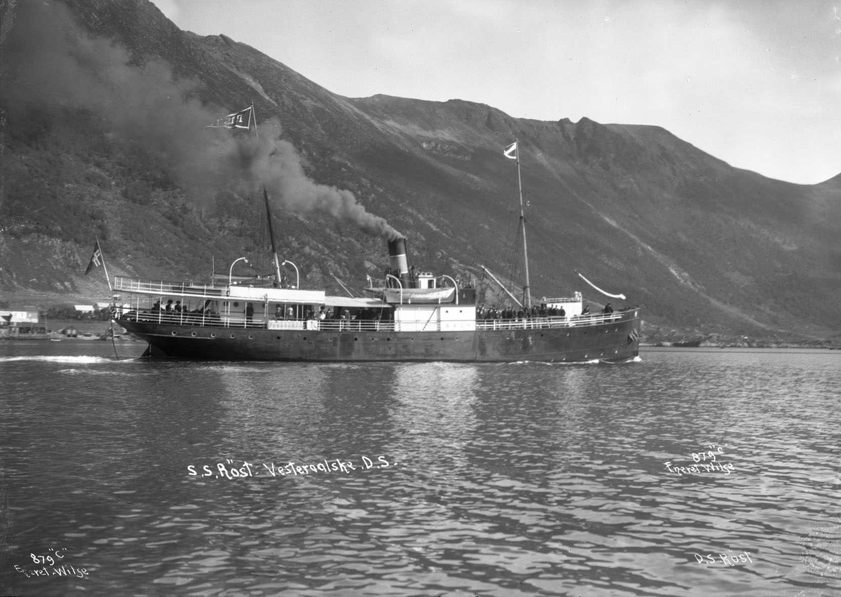 Anders Beer Wilse, D/S Røst (b. 1898, Trondhjems Mekaniske Verksted, Trondhjem)