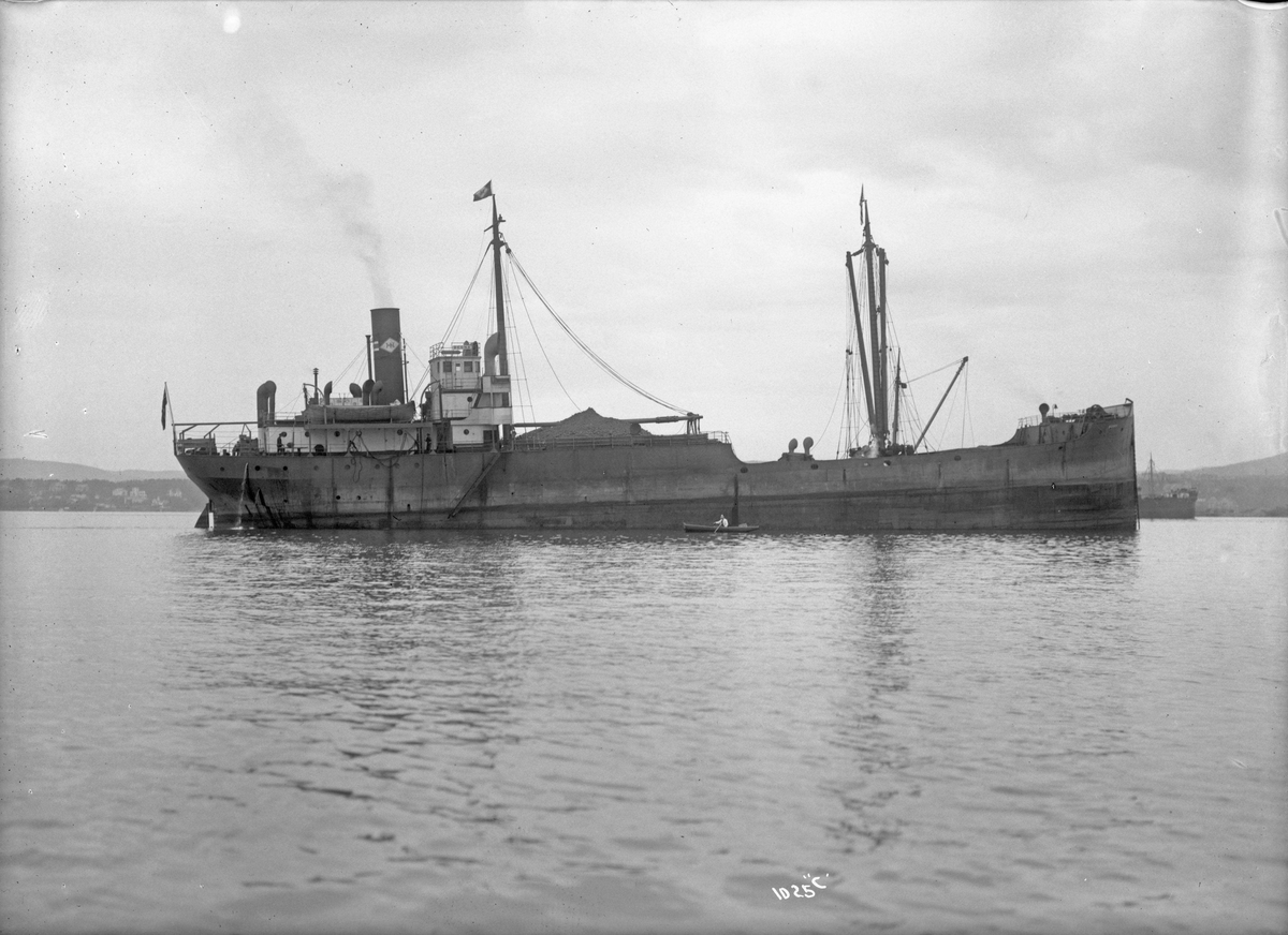 Anders Beer Wilse, D/S Begna (b. 1916, Great Lakes Engineering Works, Ashtabula, Ohio)
