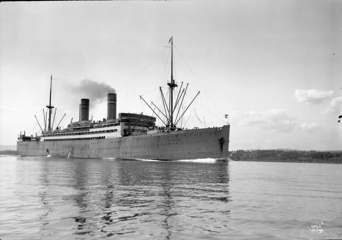 Anders Beer Wilse, D/S Stavangerfjord (b. 1918, Cammell, Laird & Co., Birkenhead)