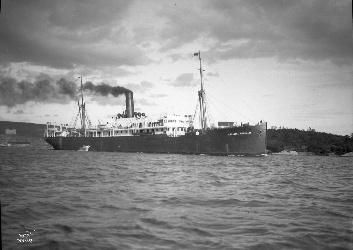 Anders Beer Wilse, D/S Calypso (1898, Sir Raylton Dixon & Co, Middlesborough)