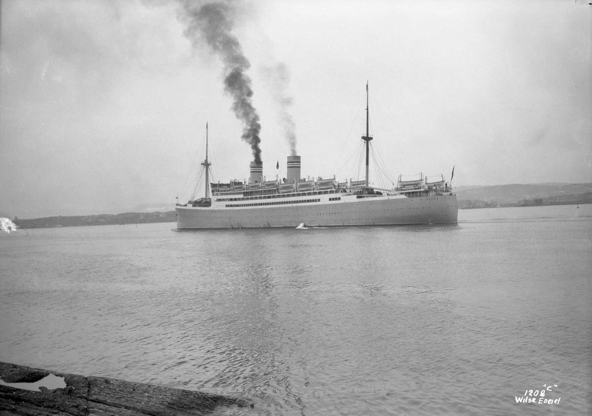 Anders Beer Wilse, Stavangerfjord (b. 1918, Cammell, Laird & Co., Birkenhead)