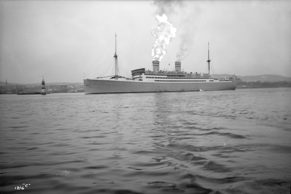 Anders Beer Wilse, Stavangerfjord (b. 1918, Cammell, Laird & Co., Birkenhead)