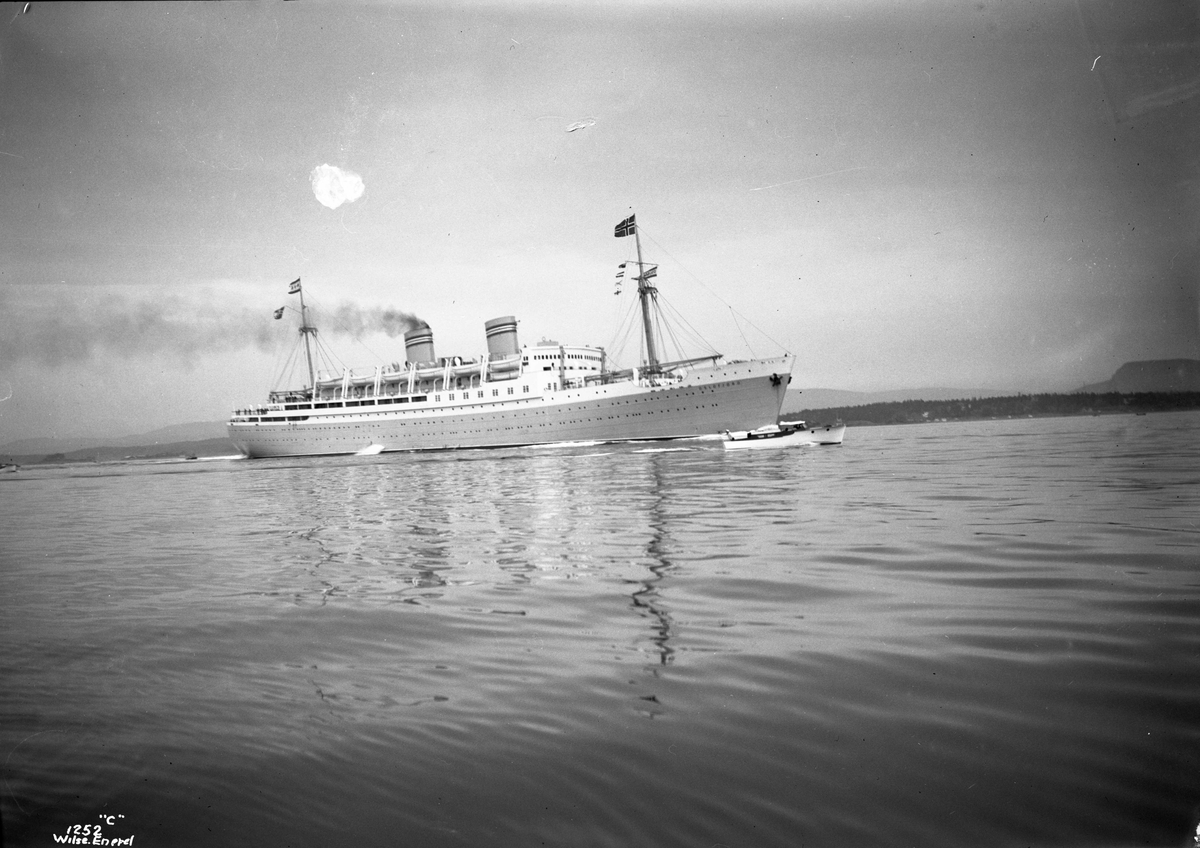Anders Beer Wilse, M/S Oslofjord (b. 1938, Weser A.G., Bremen)