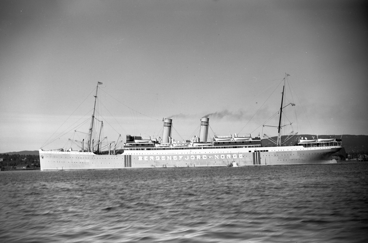Anders Beer Wilse, Bergensfjord (b. 1913, Cammell, Laird & Co., Birkenhead)