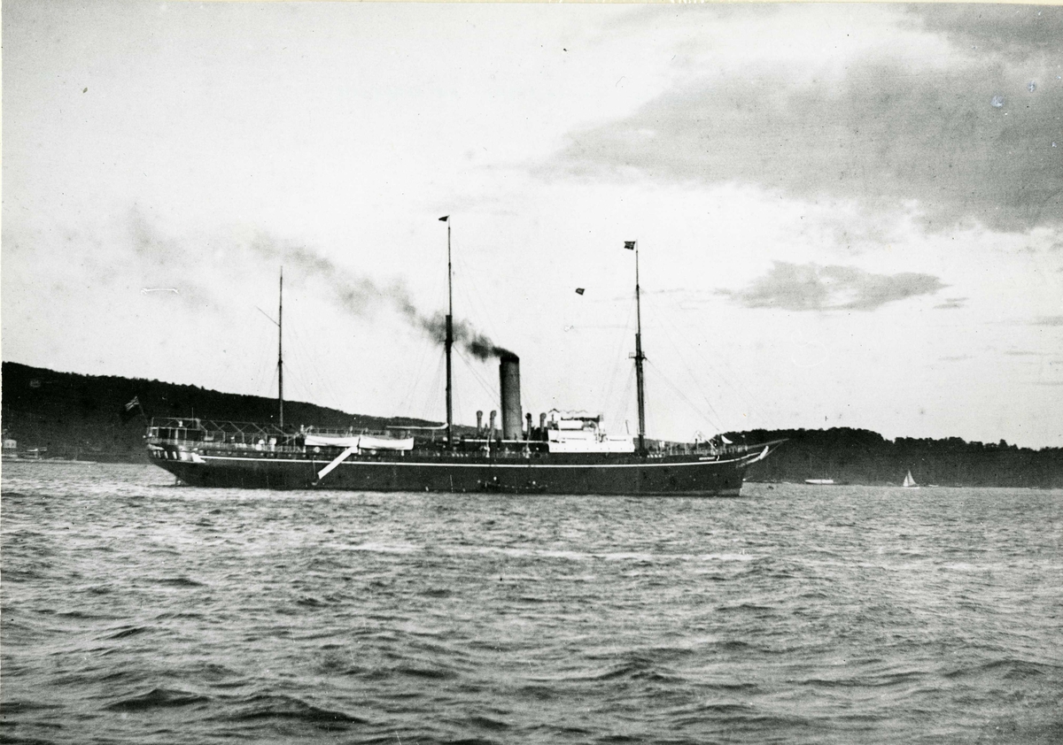 Georg Gjersøe, D/S Argonaut (Ex. Norse King, Orienta, La Plata, Norfolk)(b.1879, R. & H. Green, London)