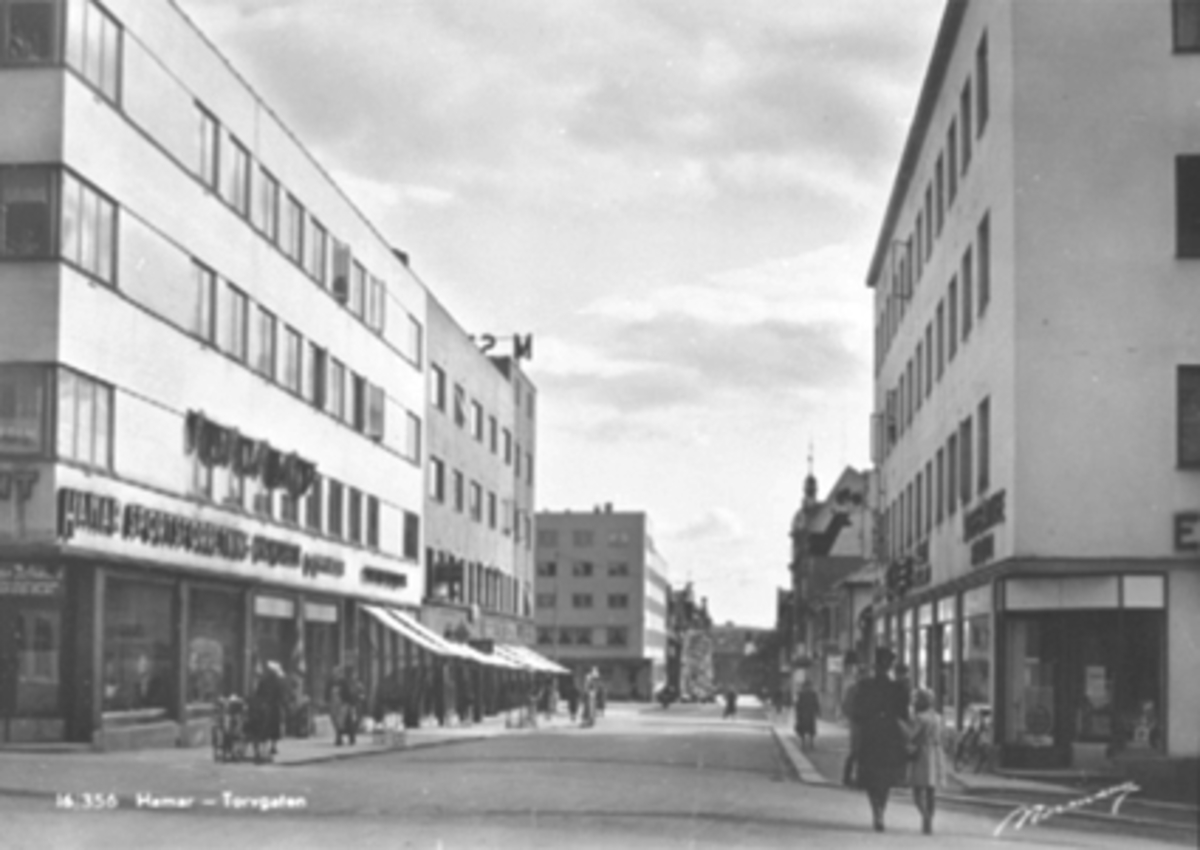Anno Domkirkeodden, OVERSIKT, TORGGATA, HAMAR SPORTSFORRETNING, FOLK