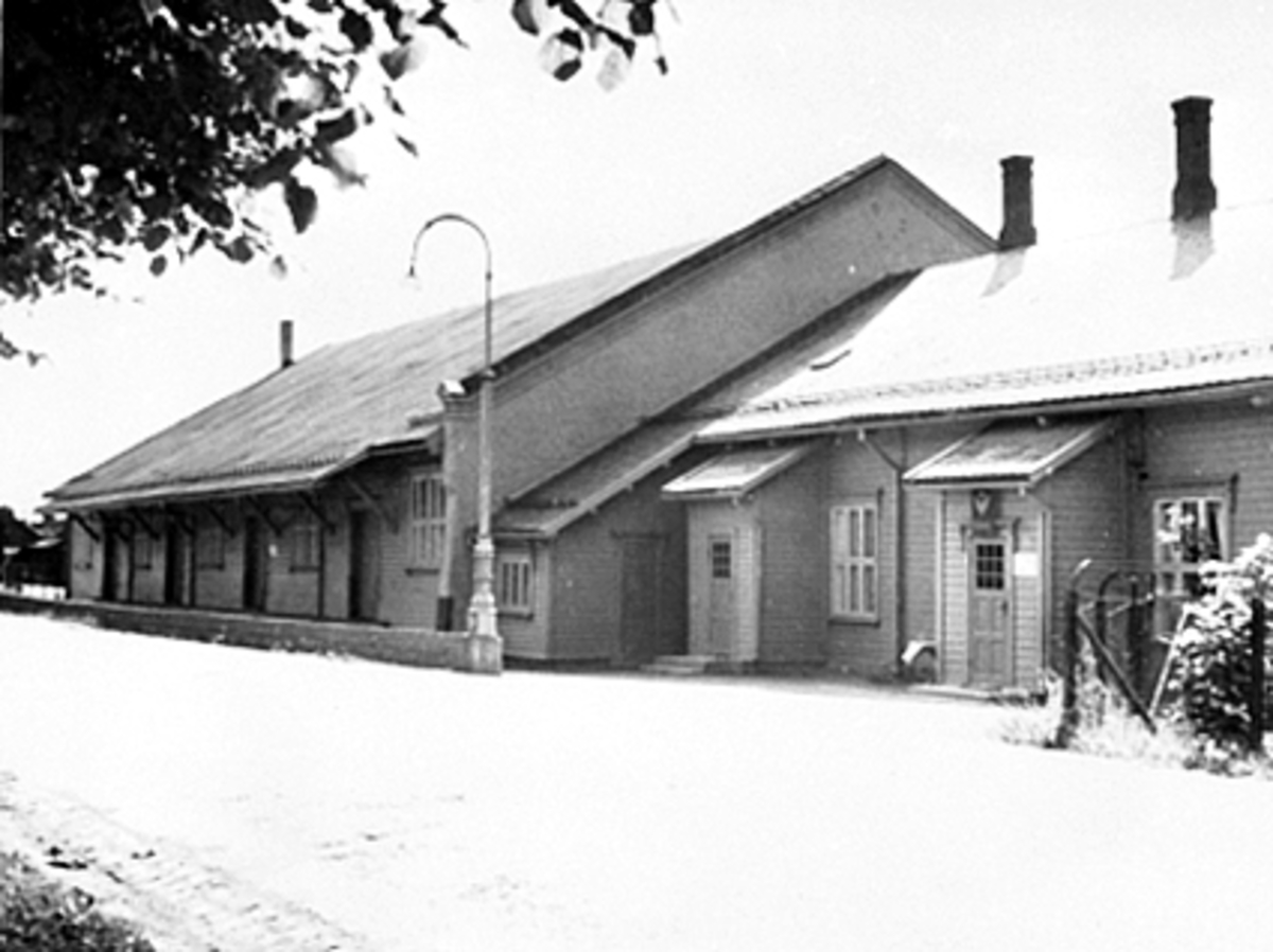 Anno Domkirkeodden, EKSTERIØR, FRAKTGODSEN, HAMAR JERNBANESTASJON, SETT FRA VEST, STANGEVEGEN