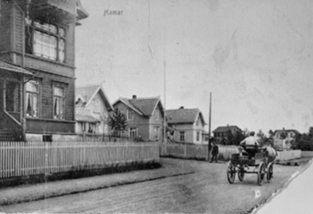 Anno Domkirkeodden, OVERSIKT, EKSTERIØR, ST. OLAVSGT. 64, MANN, HEST, KJERRE