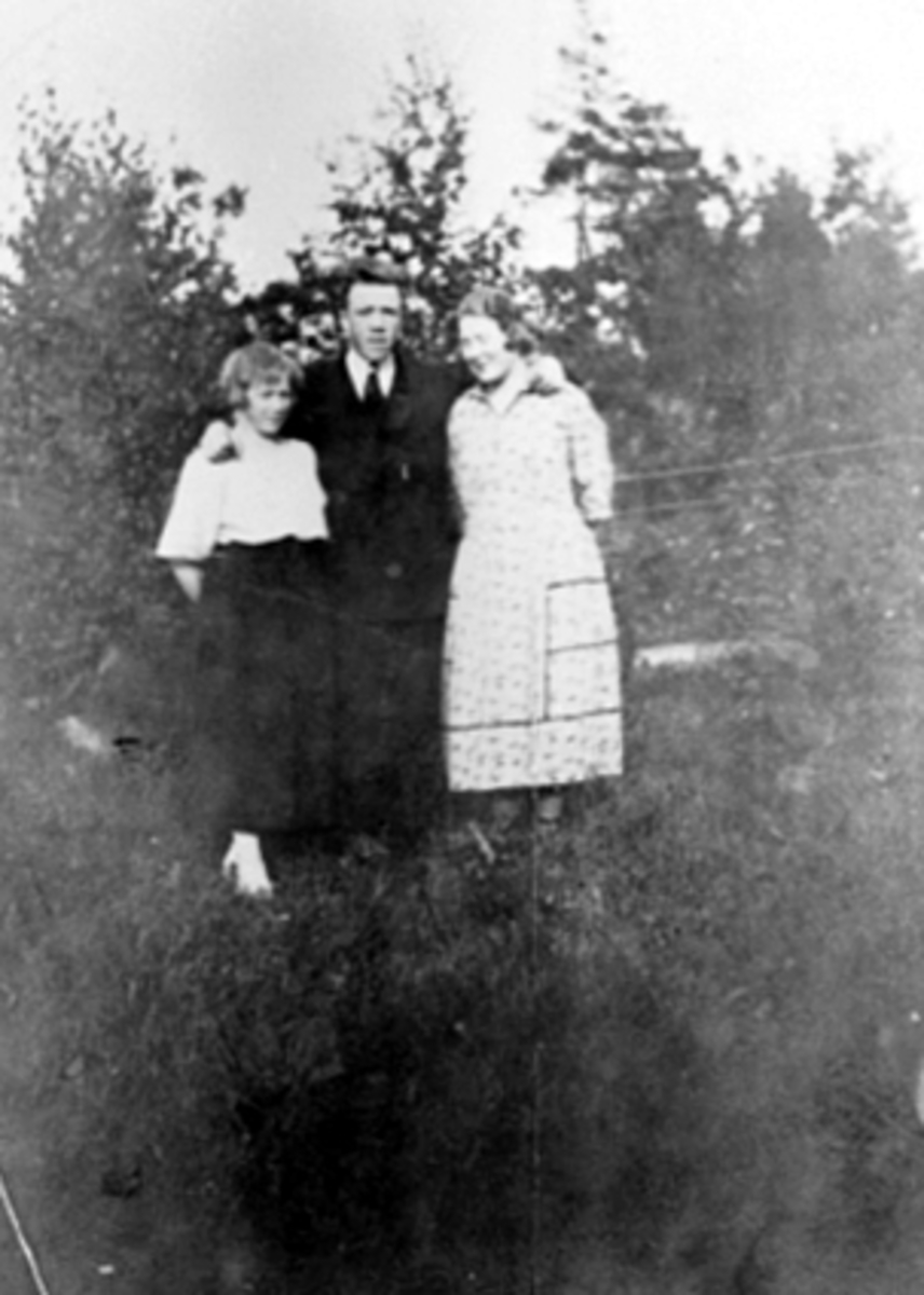 Anno Domkirkeodden, GRUPPE, KRISTIANE BERG, HALVDAN KRISTIANSEN, JOHANNE SJØSTEN, ODDEN