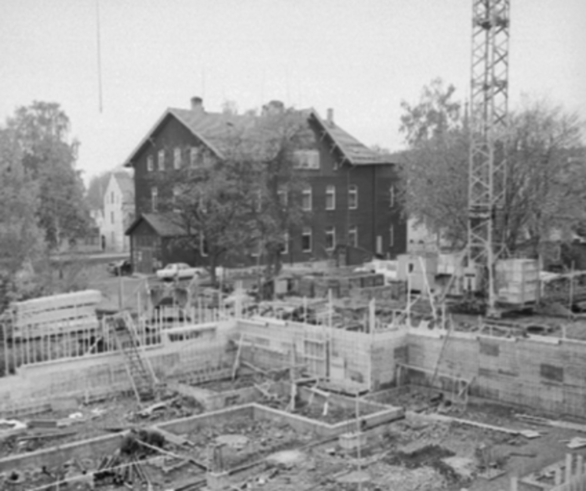Anno Domkirkeodden, HAMAR LÆRERSKOLE, BYGGING AV NY FLØY, FERDIG I 1972, PIKESKOLEN BAK