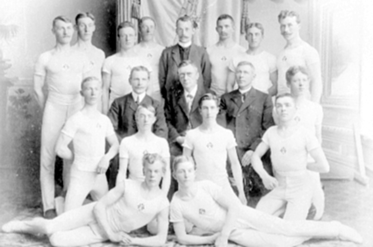 Anno Domkirkeodden, GRUPPE, KAPTEIN C. F. B. SCHØYEN, HERRE-TURNTROPP, 18 MANN