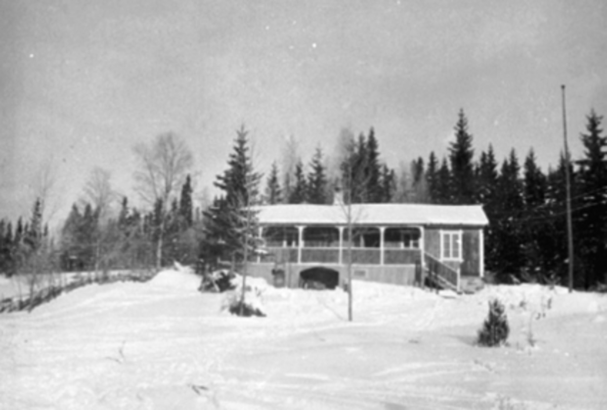 Anno Domkirkeodden, EKSTERIØR, H. I. L. HYTTA, HAMAR IDRETTSLAGS HYTTESe Idrett i Hamar gjennom 100 år bilde nr. 114
