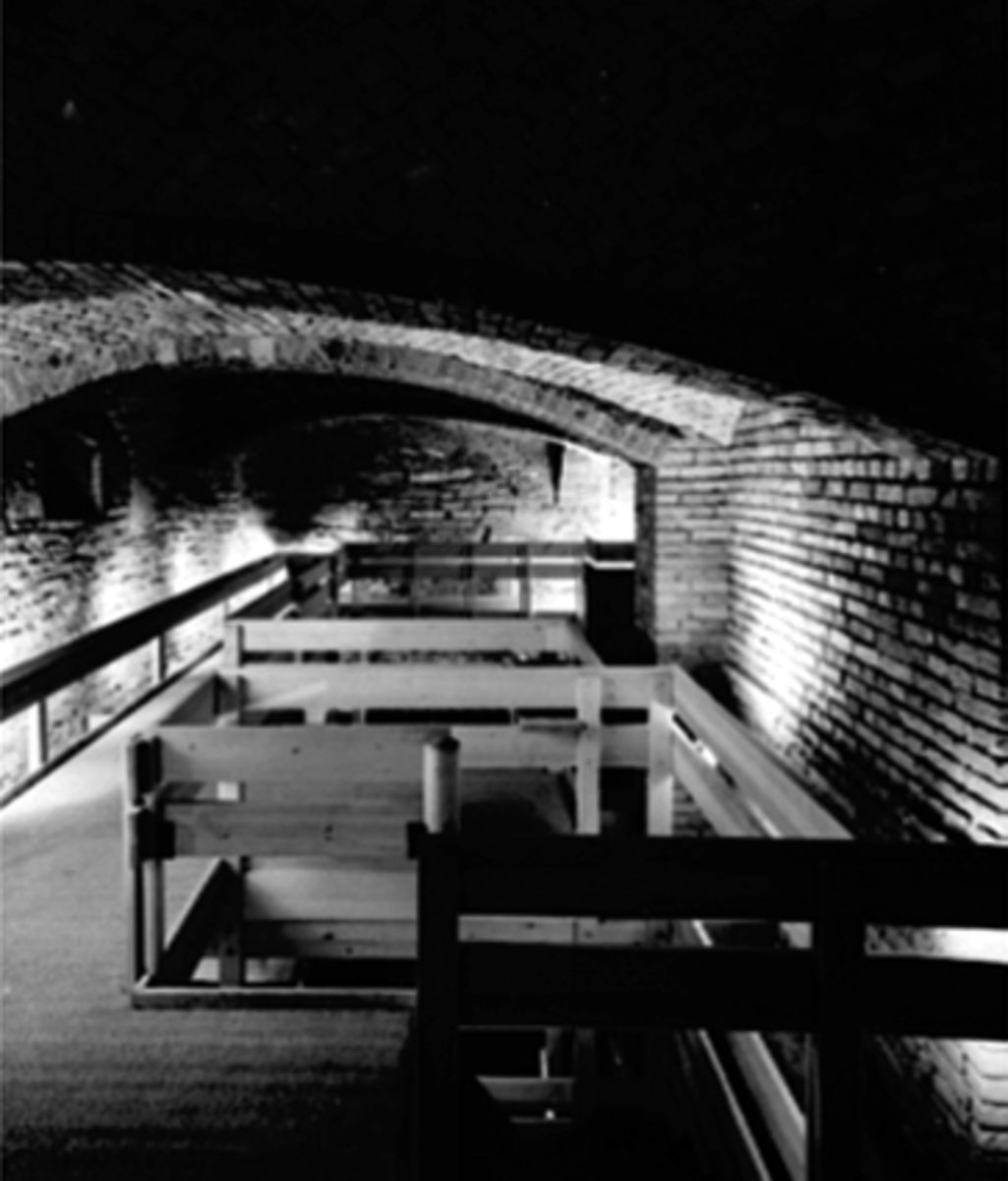Anno Domkirkeodden, HAMAR BRYGGERI, BRYGGERIGATA 12, GILDEHALLEN ETTER OMBYGGING, ØVRE DEL, INTERIØRARKITEKT EDVIN HELSETH