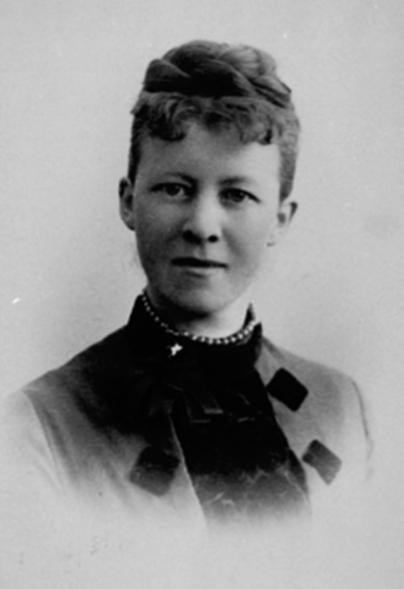Anno Domkirkeodden, EMILIE OLSEN
