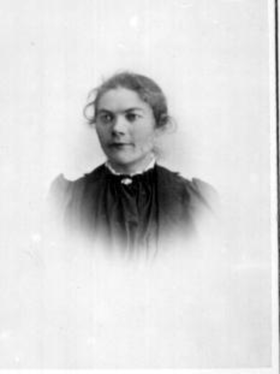 Anno Domkirkeodden, Portrett av Gønner Konningrud. Født på Roterud, Ringsaker i 1869. Døde av hjernebetennelse i 1911.