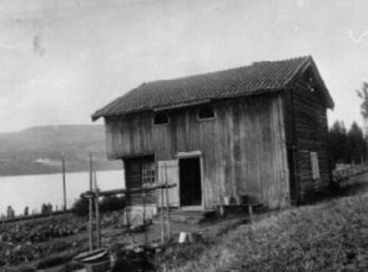 Anno Domkirkeodden, Eksteriør, fredet hus på Brøttum, Ringsaker.
