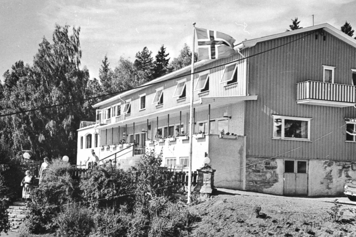Anno Domkirkeodden, Hedmarktoppen restaurant, Furnes.
