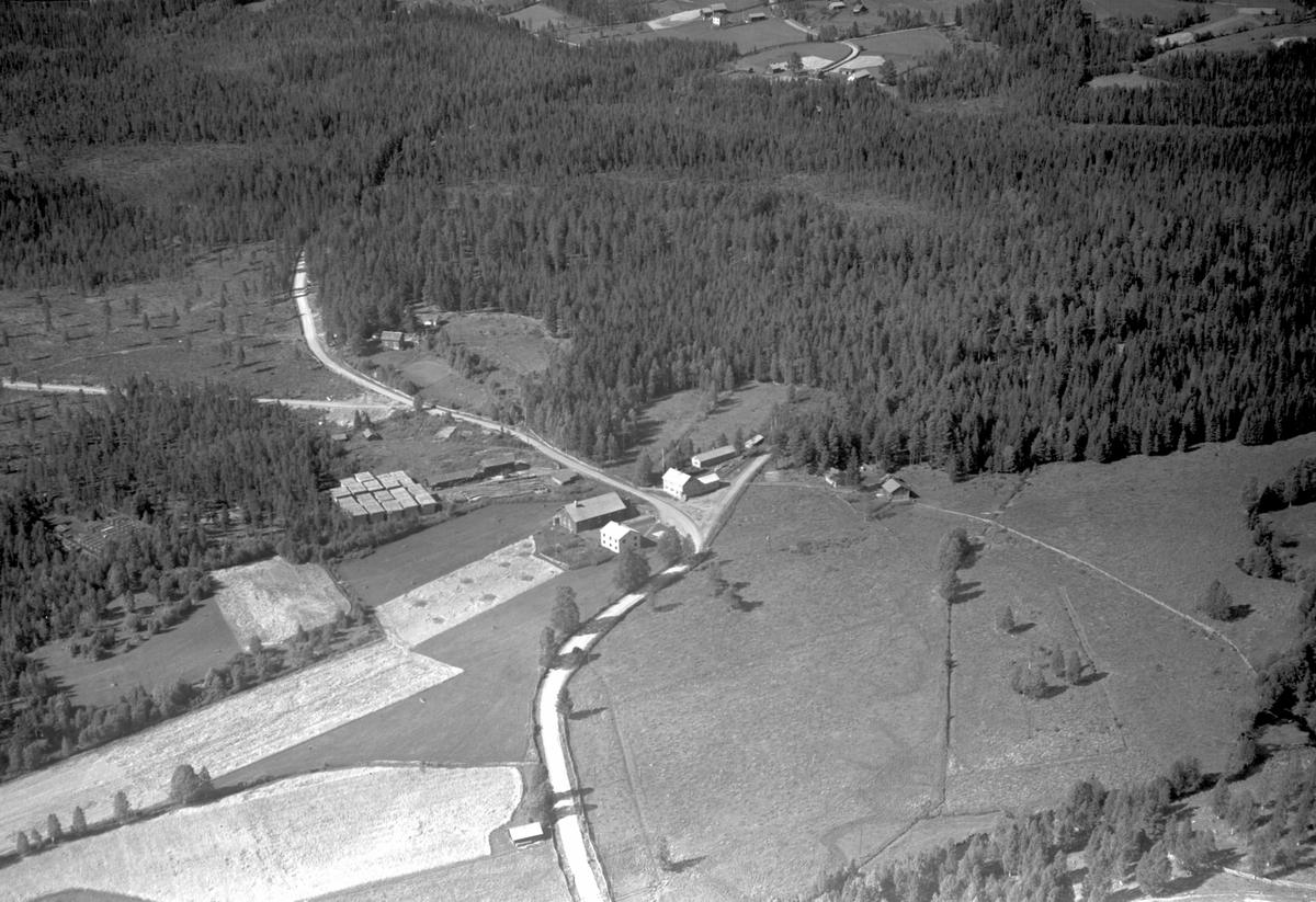 Anno Domkirkeodden, Flyfoto av ukjent gard, Næroset, Ringsaker.