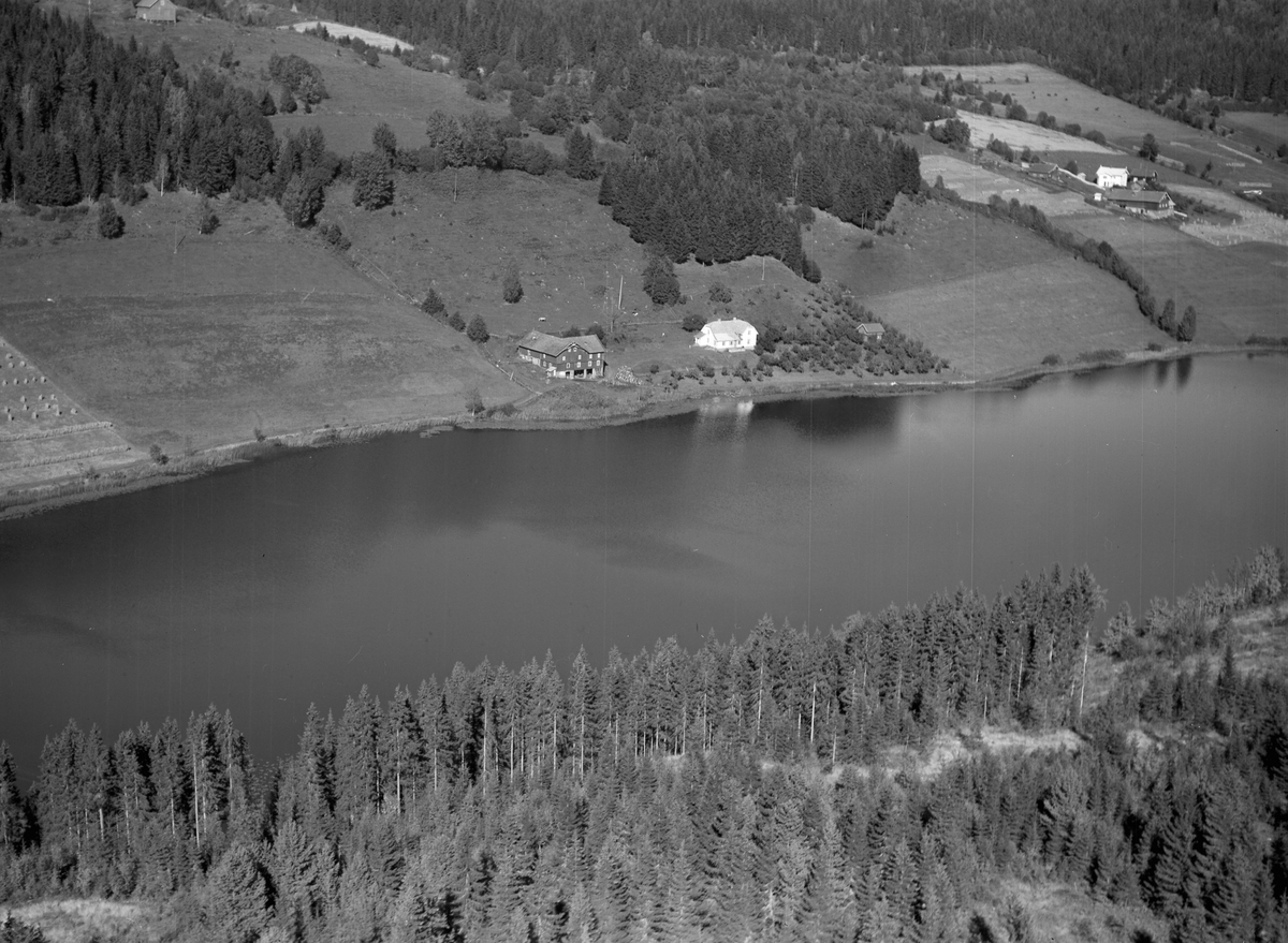 Anno Domkirkeodden, Flyfoto av Rognstad ved Stavsjøen, Hedmark.