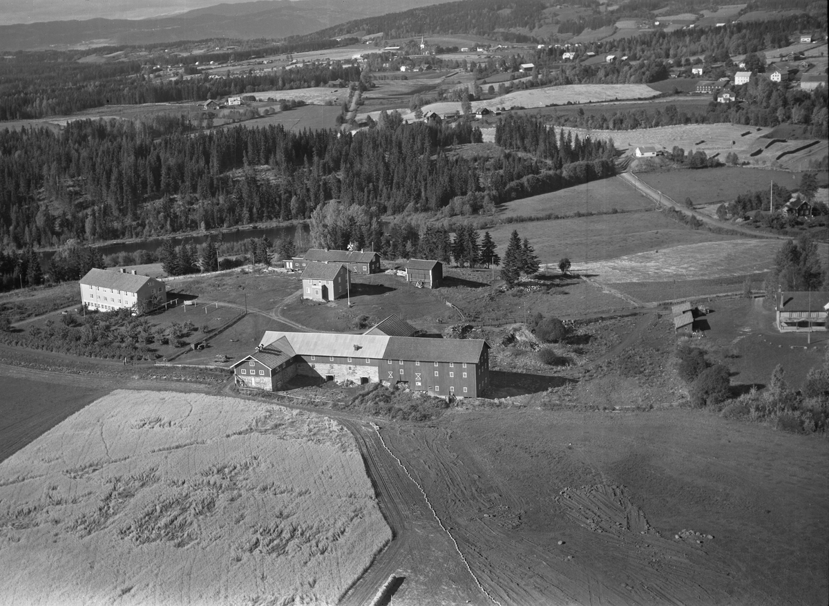 Anno Domkirkeodden, Flyfoto, aldershjem, gardsbruk, Gårum, Nes, Hedmark.