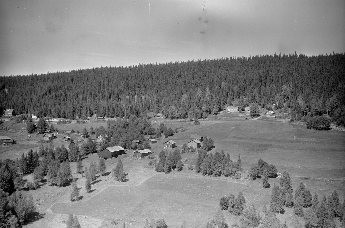 Anno Domkirkeodden, Flyfoto av Messenlia gard, Ringsaker.
