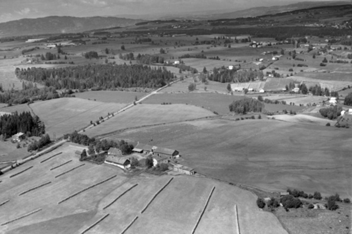 Anno Domkirkeodden, Flyfoto av Snarud gard, Funes, Ringsaker.