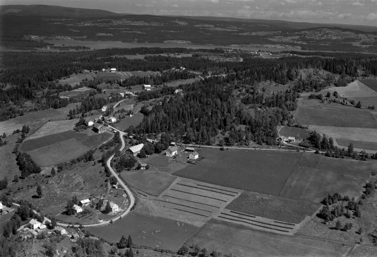Widerøes Flyveselskap A/S, Flyfoto av Syljuåshagen, Ring, Ringsaker.