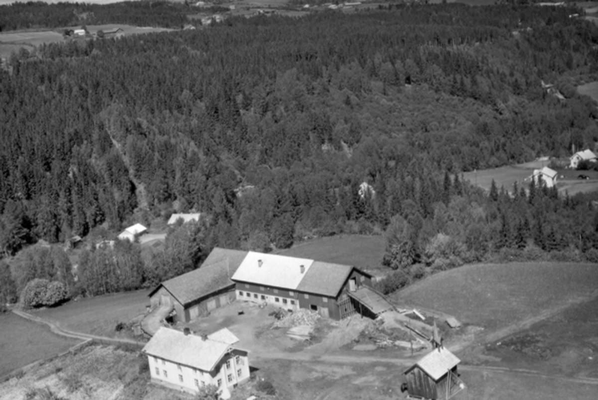 Widerøes Flyveselskap A/S, Flyfoto av Spikdalødegården, Brumunddal.