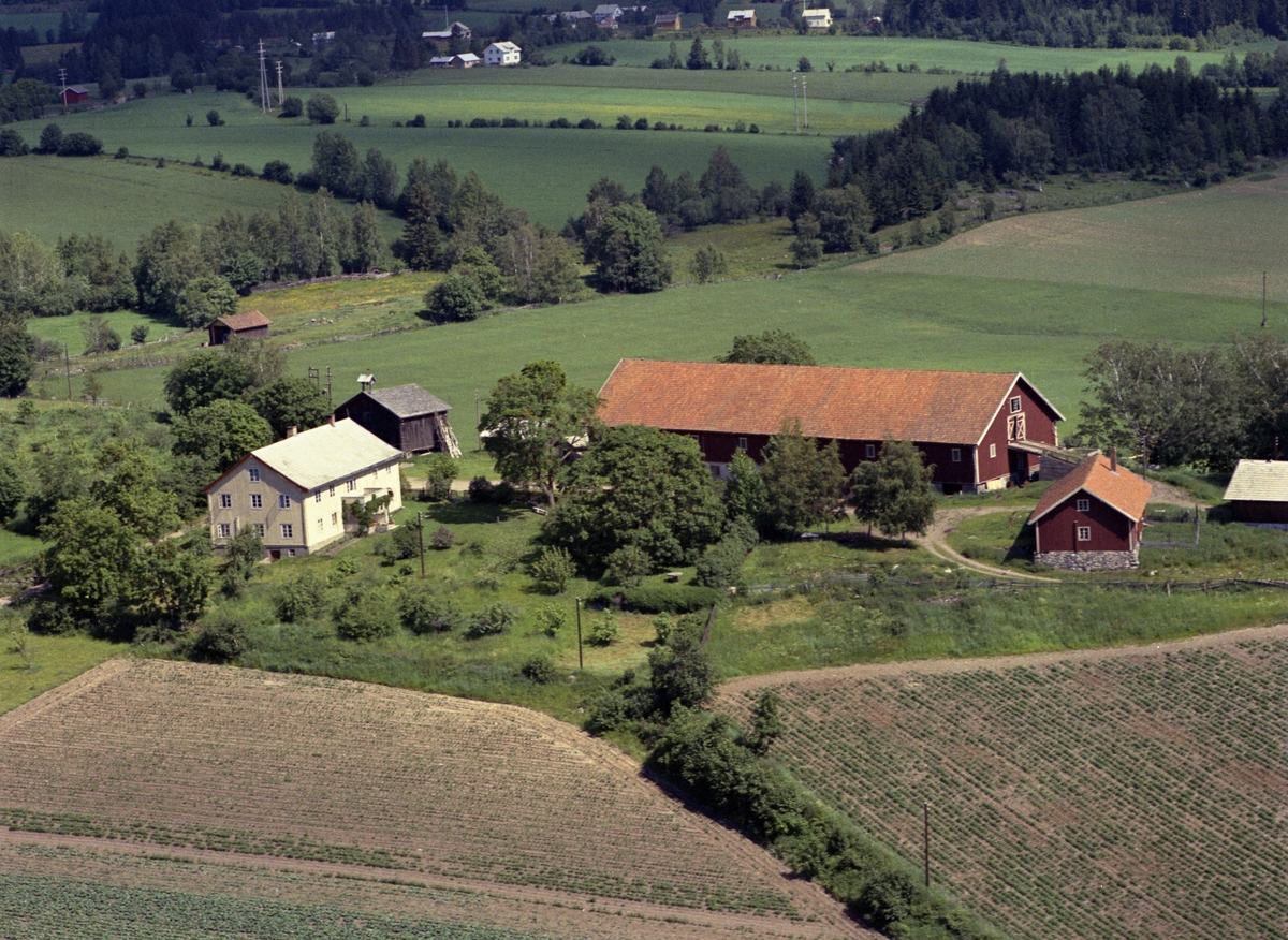 Widerøes Flyveselskap A/S, Flyfoto av Jevanol østre, Brumunddal.