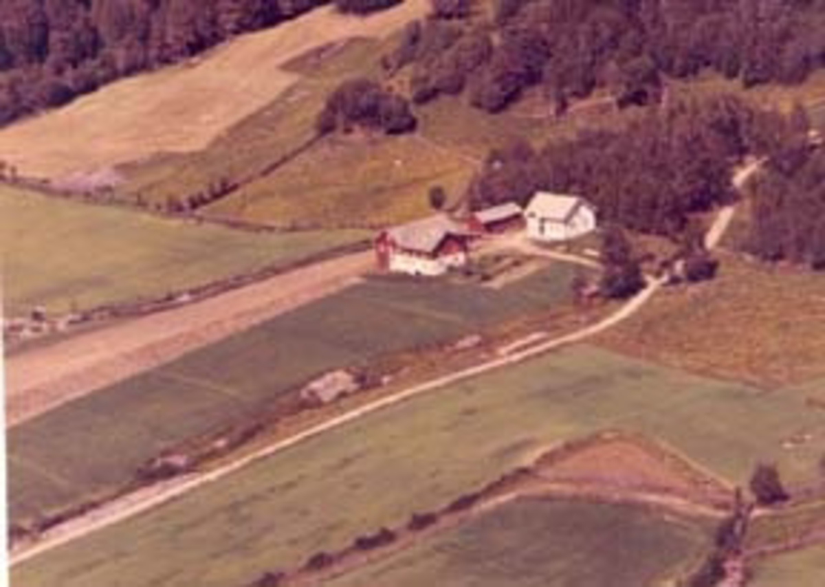 Widerøes Flyveselskap A/S, Flyfoto av Nordlien, Furnes, Ringsaker.