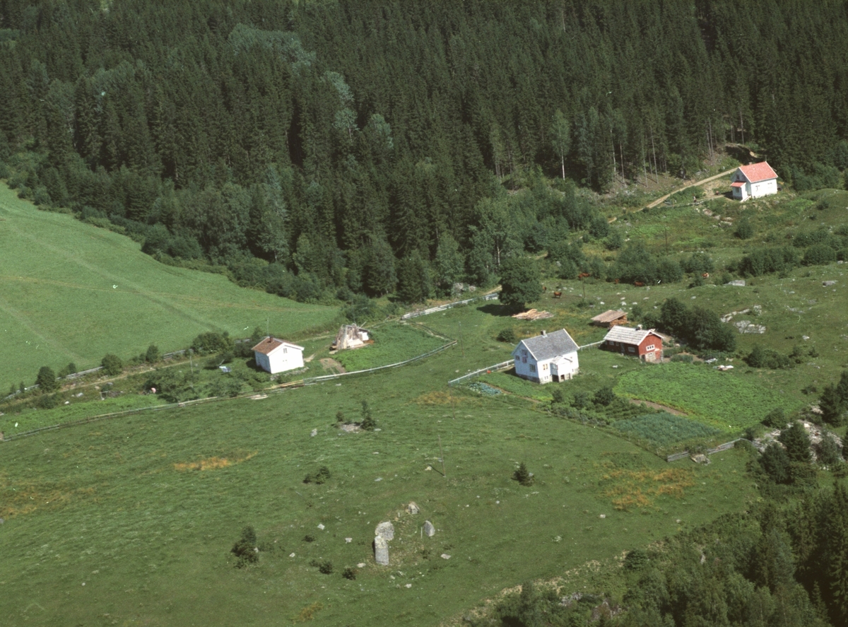 Widerøes Flyveselskap A/S, Flyfoto av Bergseth, bolighus, Ring, Ringsaker.