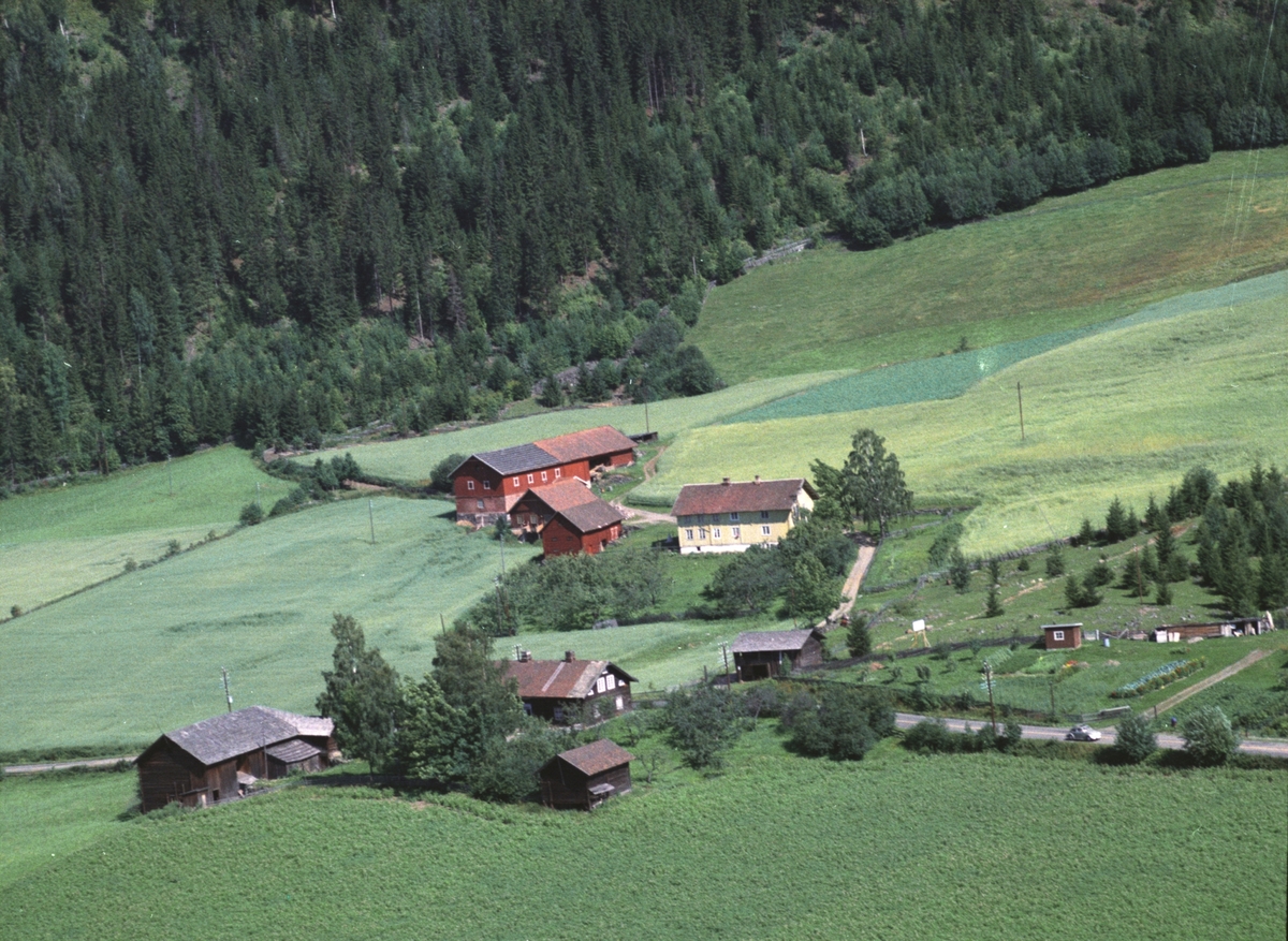 Widerøes Flyveselskap A/S, Flyfoto av Havik nedre og øvre, Ring, Ringsaker.
