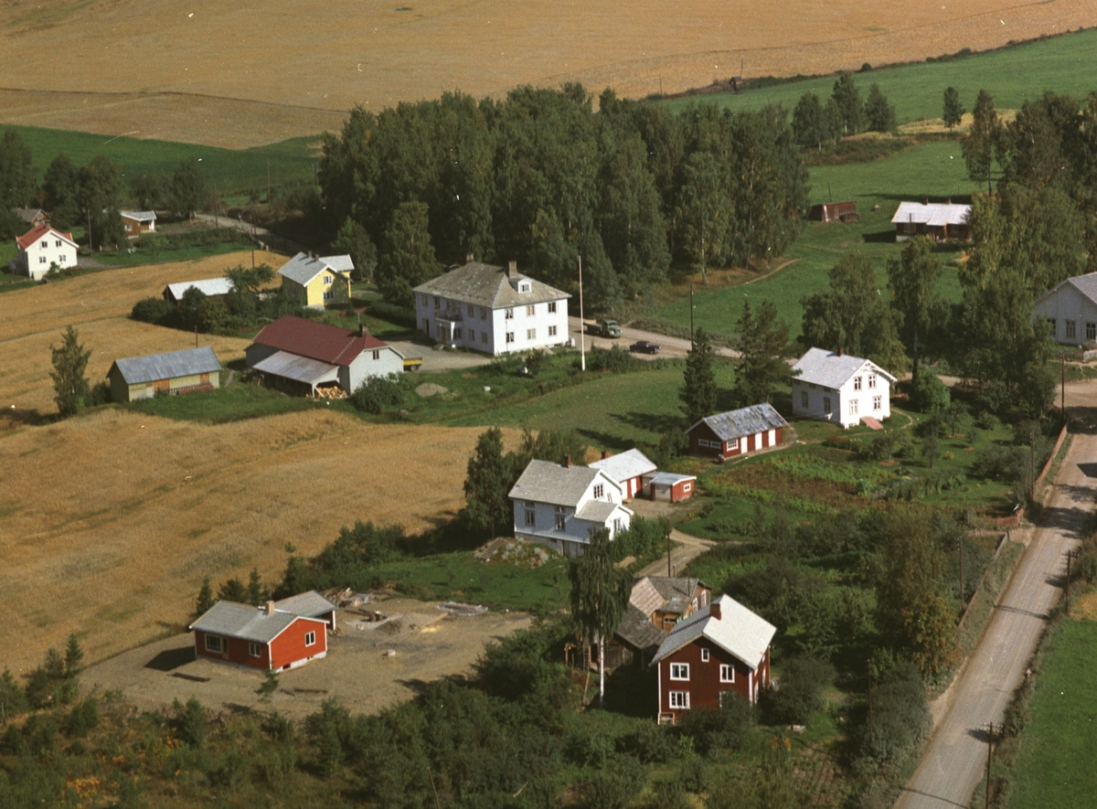 Widerøes Flyveselskap A/S, Flyfoto, boliger, Lundsdalen, Gaupen, Ringsaker.