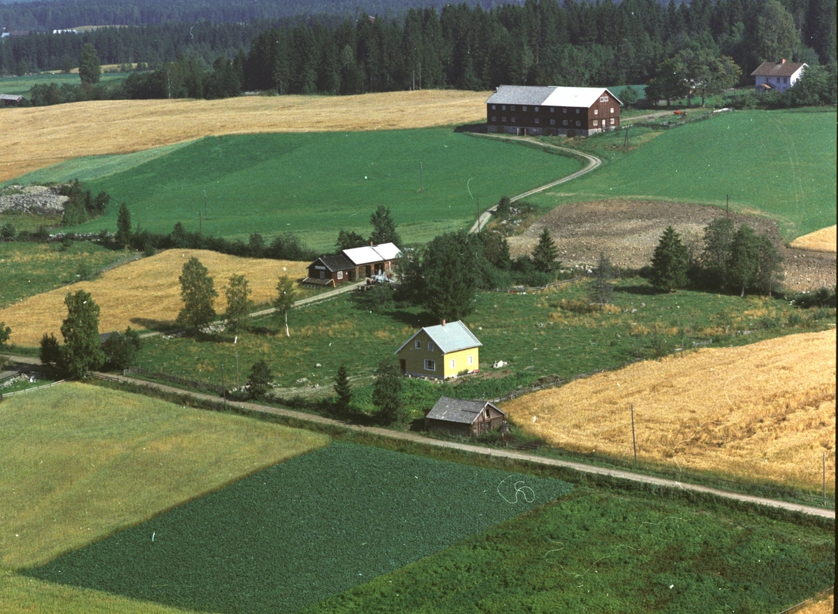 Anno Domkirkeodden, Flyfoto, Ormsrud gard, Gaupen, Ringsaker.