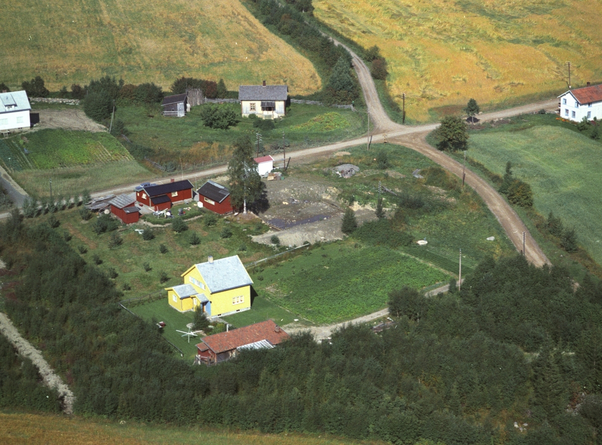 Widerøes Flyveselskap A/S, Flyfoto, Korslund, Ringsaker.