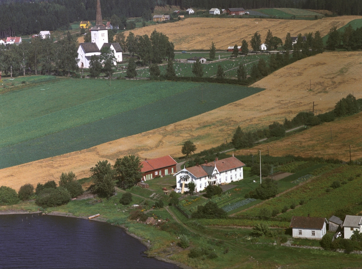 Widerøes Flyveselskap A/S, Flyfoto, Ringstrand pleiehjem, Ringsaker.