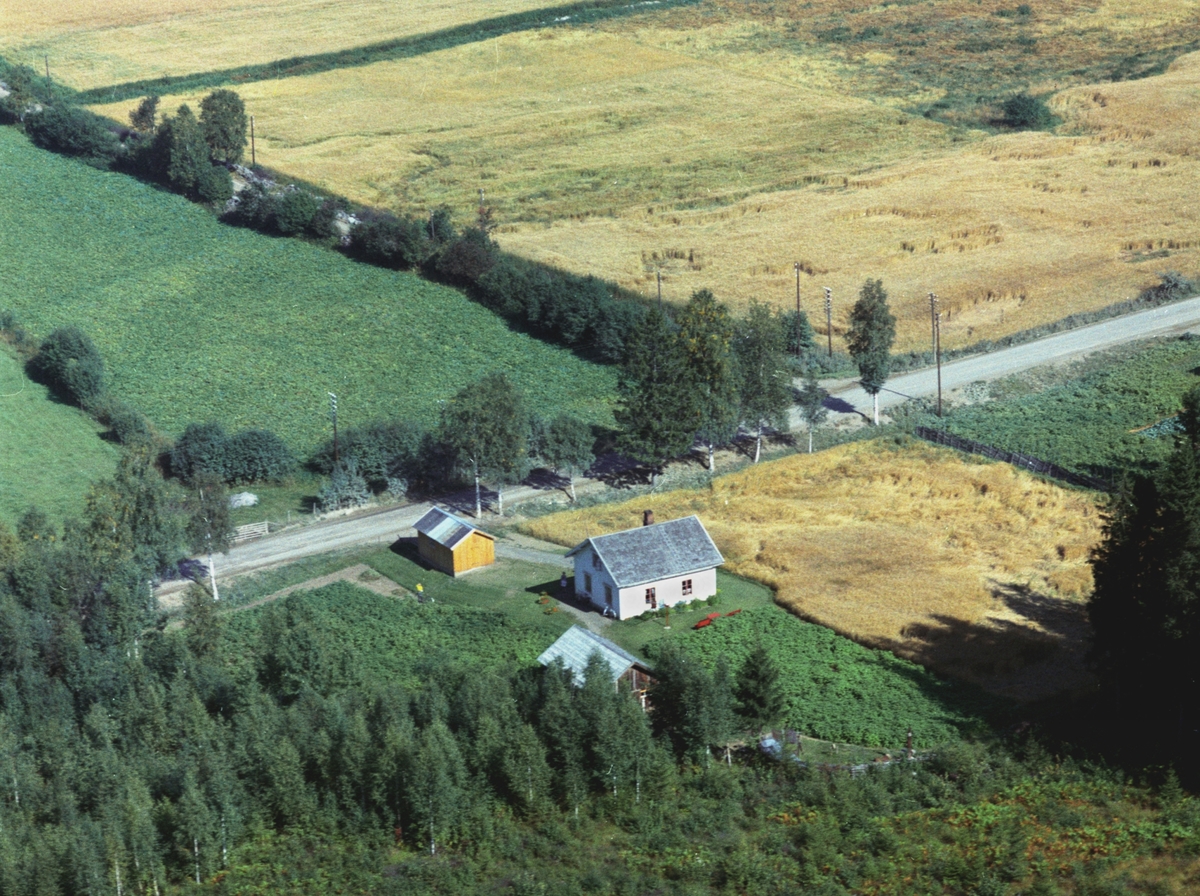 Widerøes Flyveselskap A/S, Flyfoto, Myrvold, Rudshøgda, Ringsaker.
