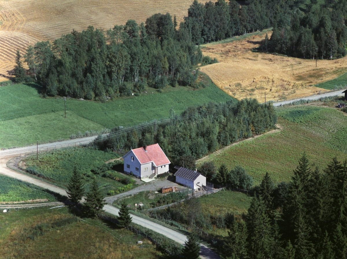 Widerøes Flyveselskap A/S, Flyfoto, Fagerli, Åshøgda, Ringsaker.