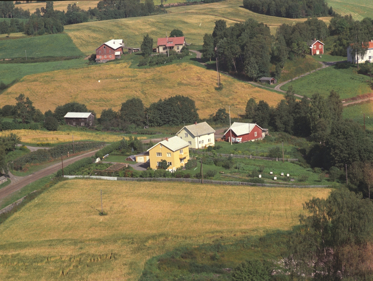 Widerøes Flyveselskap A/S, Flyfoto av Kirkeby, Veldre, Ringsaker.