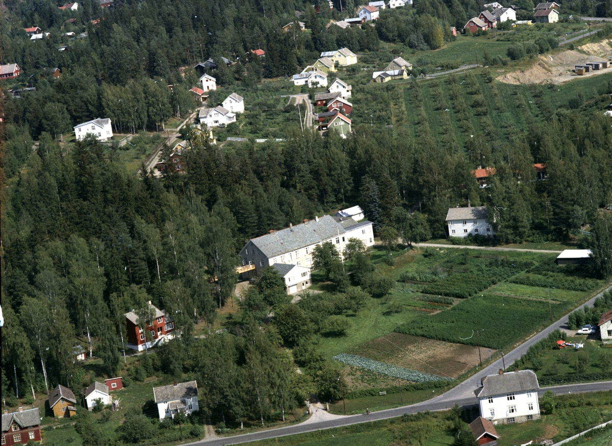Widerøes Flyveselskap A/S, Flyfoto, Ringsaker sykehus, Moelv, Ringsaker.