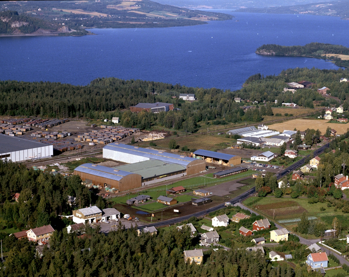 Widerøes Flyveselskap A/S, Flyfoto, Ringsakerhus, Moelv, Ringsaker.