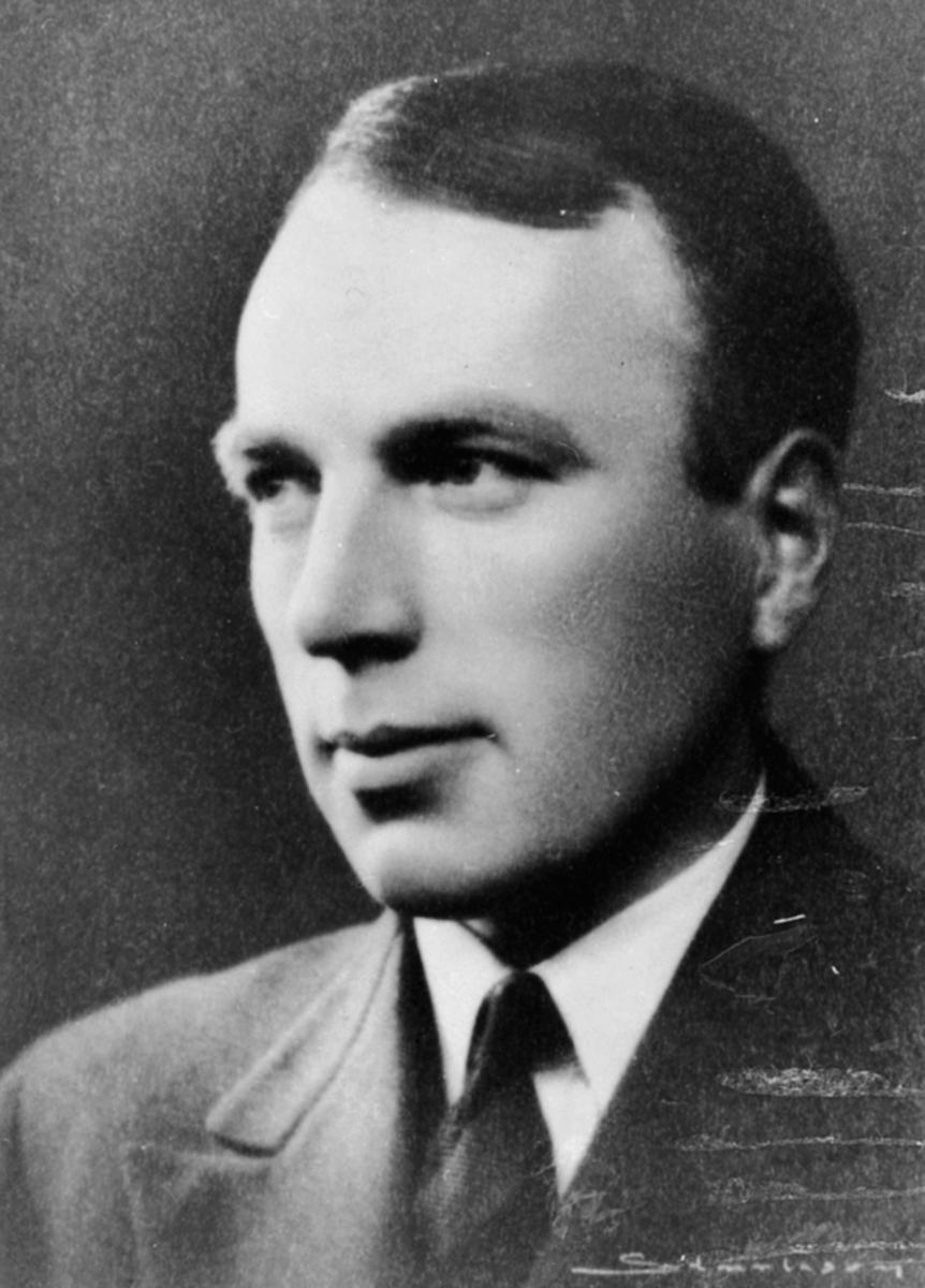 Anno Domkirkeodden, Portrett, gardbruker Ingvar Dobloug, Granerud gard, Brumunddal.