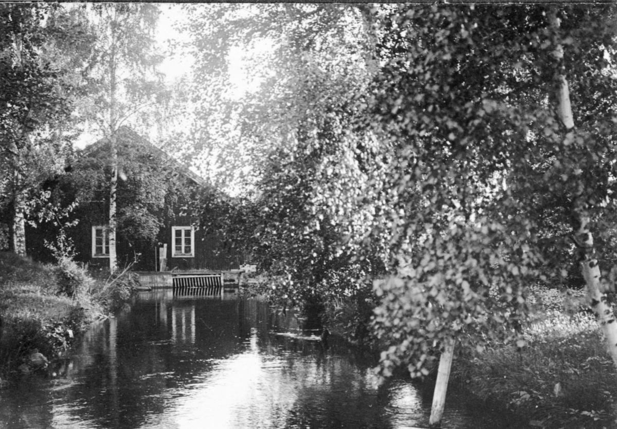 Anno Domkirkeodden, Demning i Moelva, vanninntak til mølle. Dæli?.