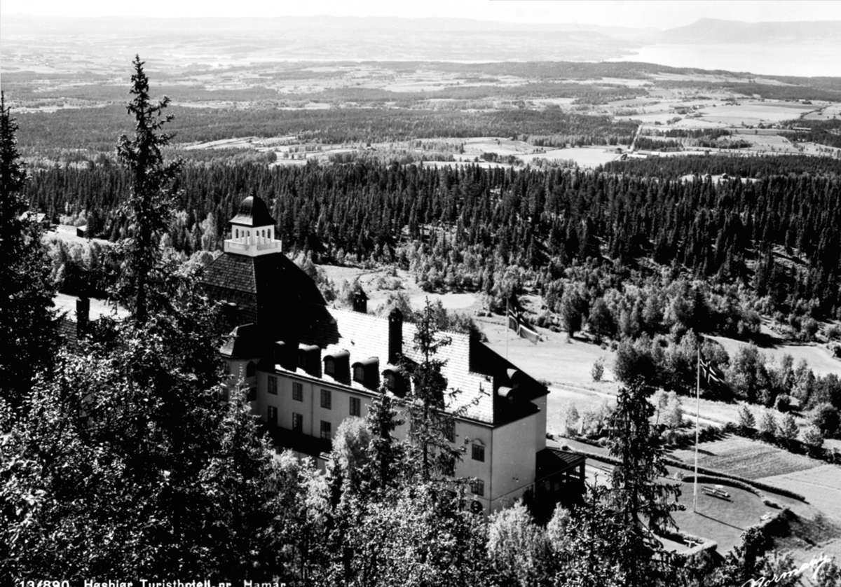 Anno Domkirkeodden, Eksteriør, Høsbjør turisthotell, Furnes.