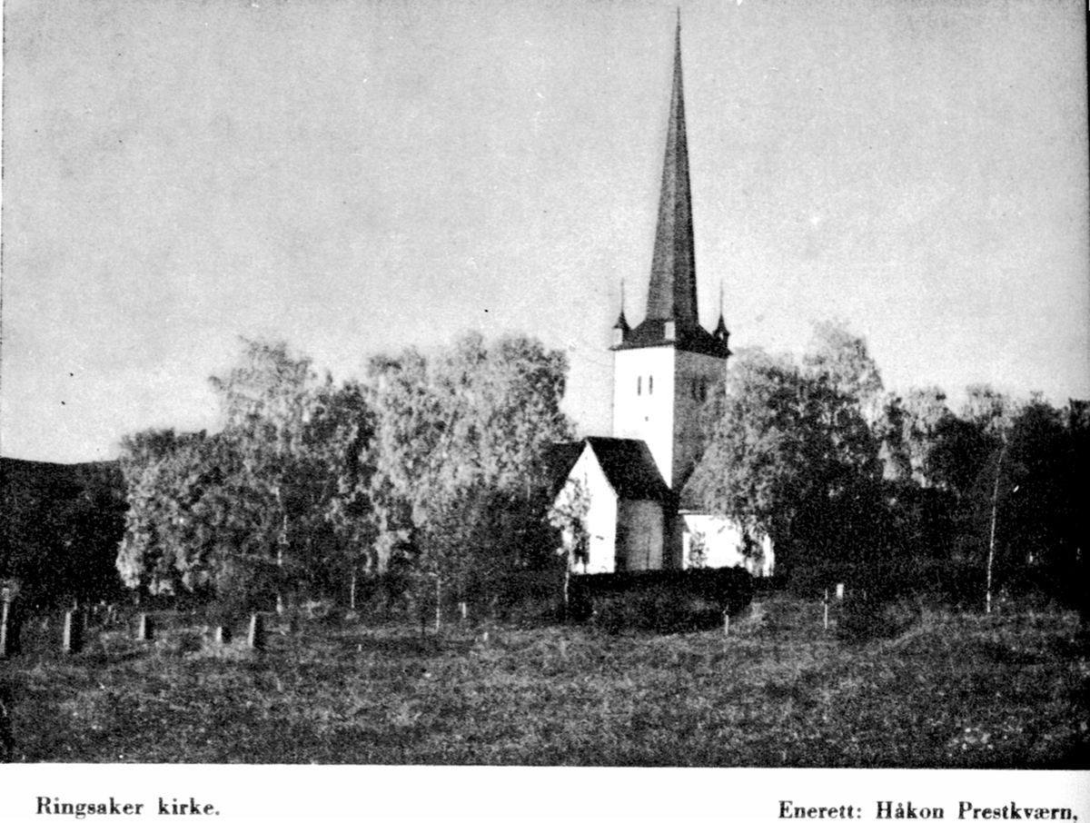 Anno Domkirkeodden, Eksteriør, Ringsaker kirke.