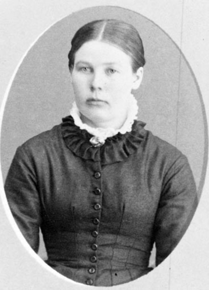 Anno Domkirkeodden, Portrett, Augusta Johannesdatter Myhre F: 1858, Myre, Nes, Hedmark.