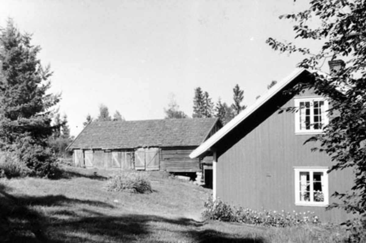 Anno Domkirkeodden, Eksteriør. Husmannsplassen Snipsanden, Grefsheim, Nes, Hedmark. Uthusene er revet.